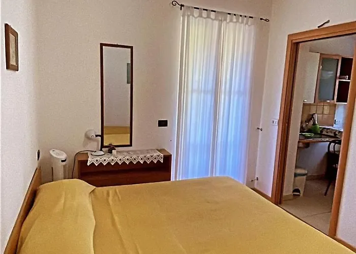 לינה וארוחת בוקר Pineta Mare 3*