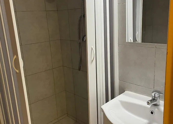 Pineta Mare לינה וארוחת בוקר למזיה טרמה