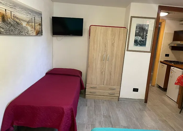 Pineta Mare לינה וארוחת בוקר 3*