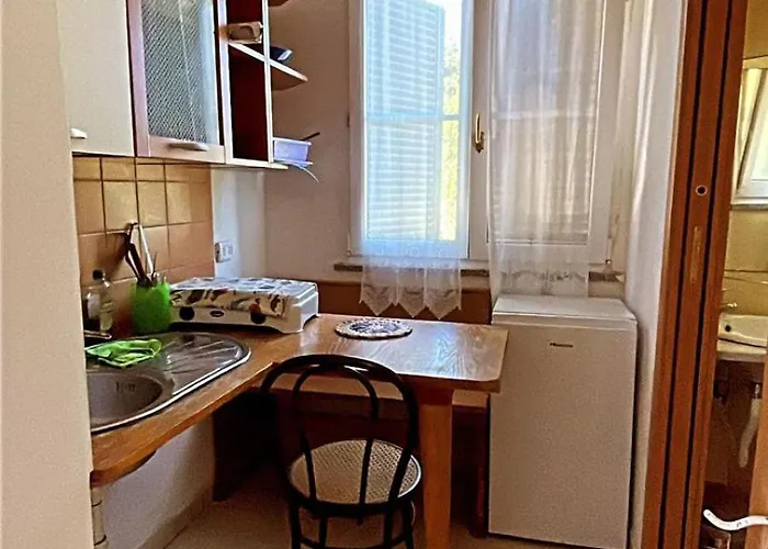 לינה וארוחת בוקר Pineta Mare 3*