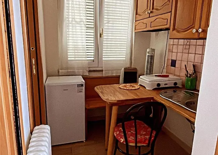 לינה וארוחת בוקר Pineta Mare 3*