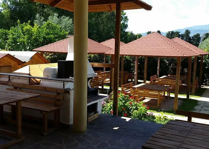 Pineta Mare לינה וארוחת בוקר