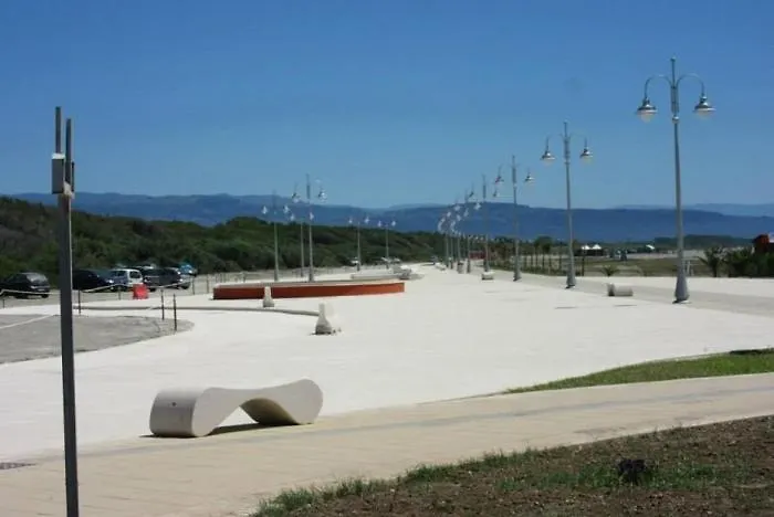 Pineta Mare לינה וארוחת בוקר למזיה טרמה